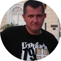 Уехал или сидит: что стало с силовиками, которые перешли на сторону народа