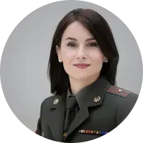 Изоляция + дискредитация: в армии придумали, как перевоспитывать протестующих?