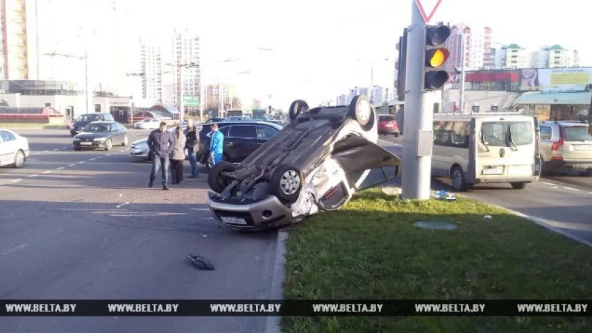 У Мінску ў аўтааварыю трапіла машына, у якой было двухгадовае дзіця