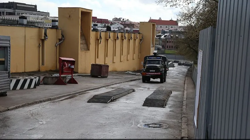 Знойдзеную ў цэнтры Мінска авіябомбу ўзарвуць на барысаўскім палігоне (фота)