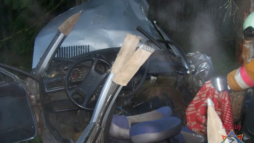 У Мядзельскім раёне дэблакавалі трох чалавек, якія пацярпелі ў ДТЗ (фота)