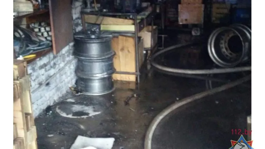 З'явіліся новыя здымкі з месца выбуху на станцыі тэхабслугоўвання ў Мінску