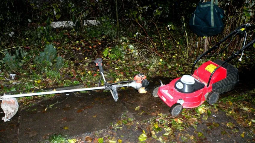 У Слуцку катэдж быў завалены скрадзенымі рэчамі (фота)