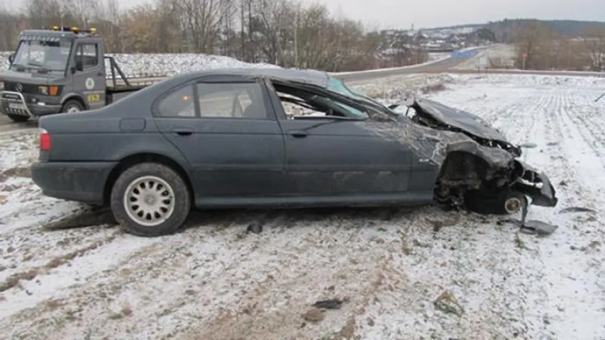 У Барысаўскім раёне пасля ДТЗ збег кіроўца BMW, пасажыр памёр у бальніцы