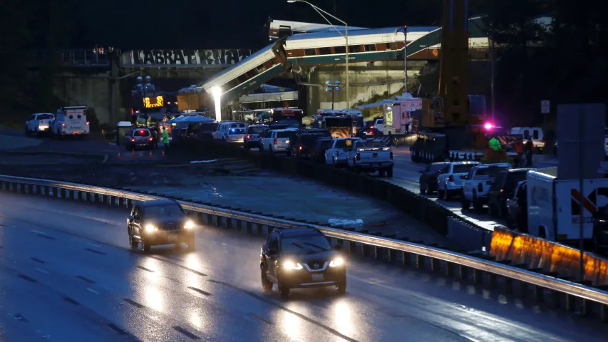 Колькасць пацярпелых падчас крушэння цягніка ў ЗША перавысіла 100 чалавек
