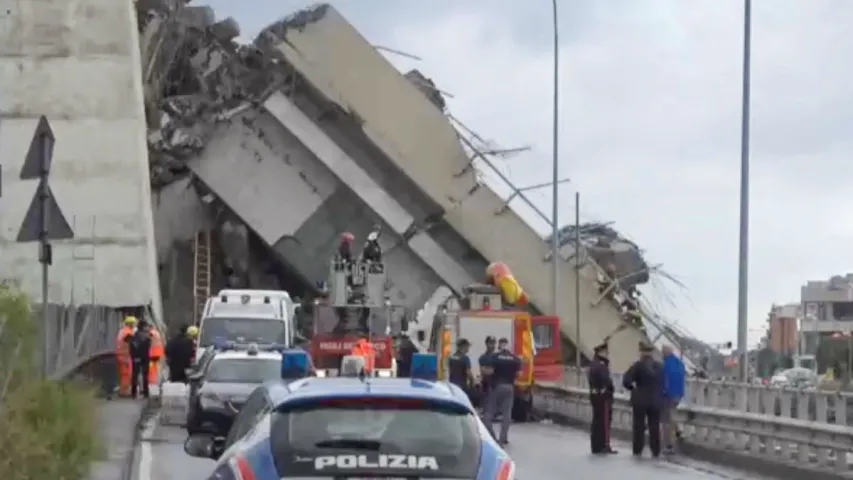 З'явілася відэа моманту, калі ў Генуі абрынуўся мост