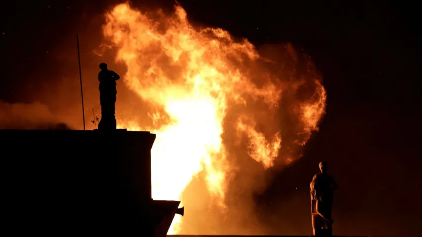 У Рыа-дэ-Жанейра згарэў Нацыянальны музей Бразіліі (фота, відэа)