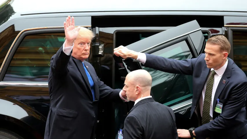 Дональд Трамп зноў сустрэўся з Кім Чэн Ынам