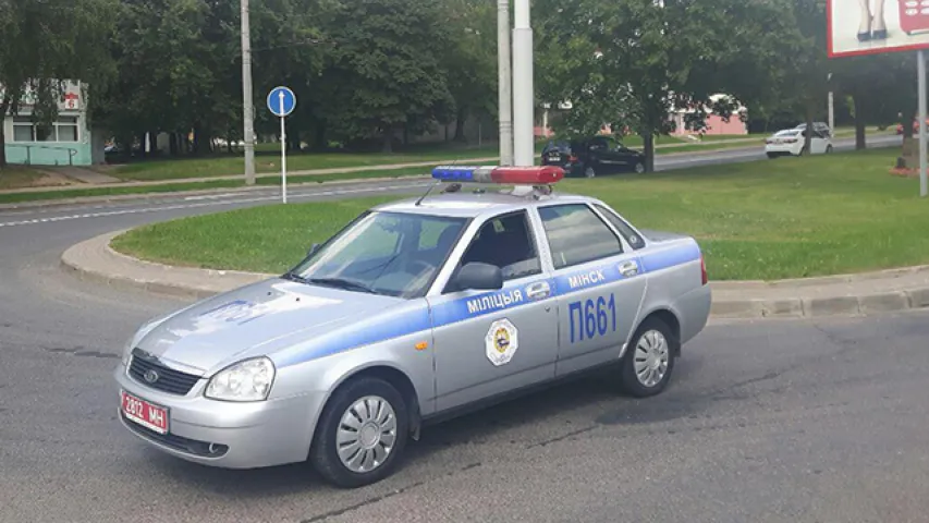 На мінскай вуліцы Ванеева знайшлі авіябомбу (фота)