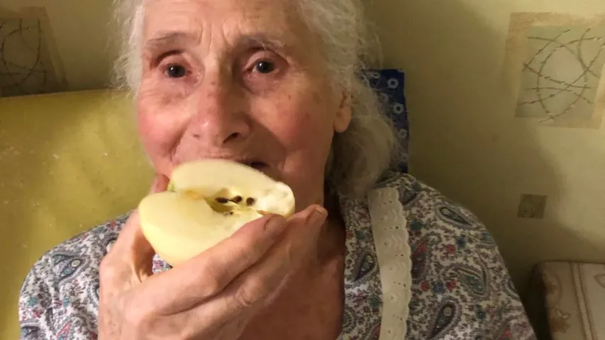 “Вторая мамина война”: история семьи, которую мы год назад встретили на границе
