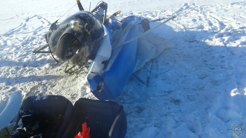 У Мінскім раёне здзейсніў аварыйную пасадку мотадэльтаплан (фота)