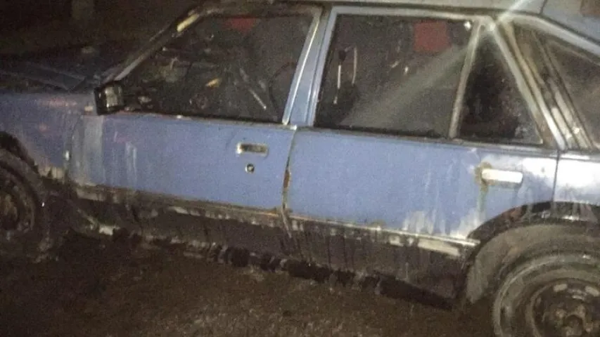 У Мінску за адну ноч у адным раёне згарэлі тры аўтамабілі (фота)