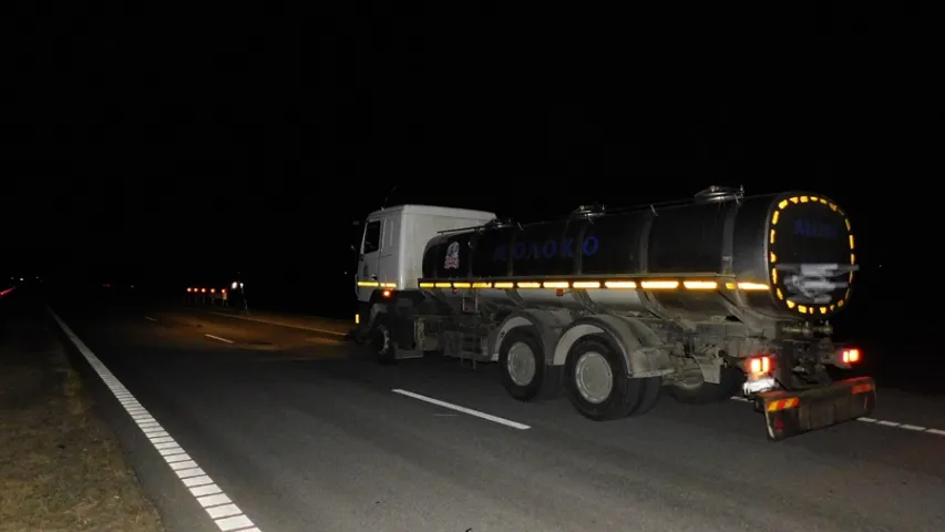 Уначы ў Бярэзінскім раёне малакавоз збіў мінчука, які вяртаўся з дыскатэкі