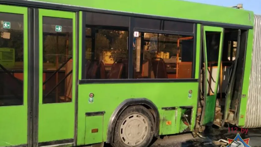 З’явіліся новыя падрабязнасці пра ДТЗ з таксі, у якім загінулі 2 пасажыры