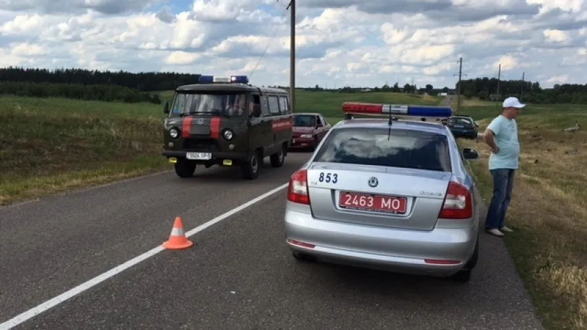 У Мінскім раёне матацыкліст наехаў на дзяўчынку, яна памерла