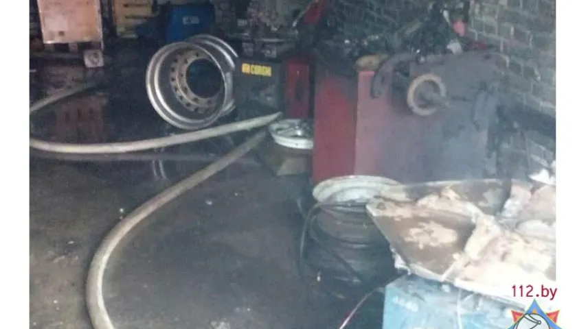 З'явіліся новыя здымкі з месца выбуху на станцыі тэхабслугоўвання ў Мінску