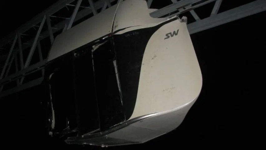 Ля Пухавічаў пагрузчык сутыкнуўся з юнібусам: кіроўца ў реанімацыі