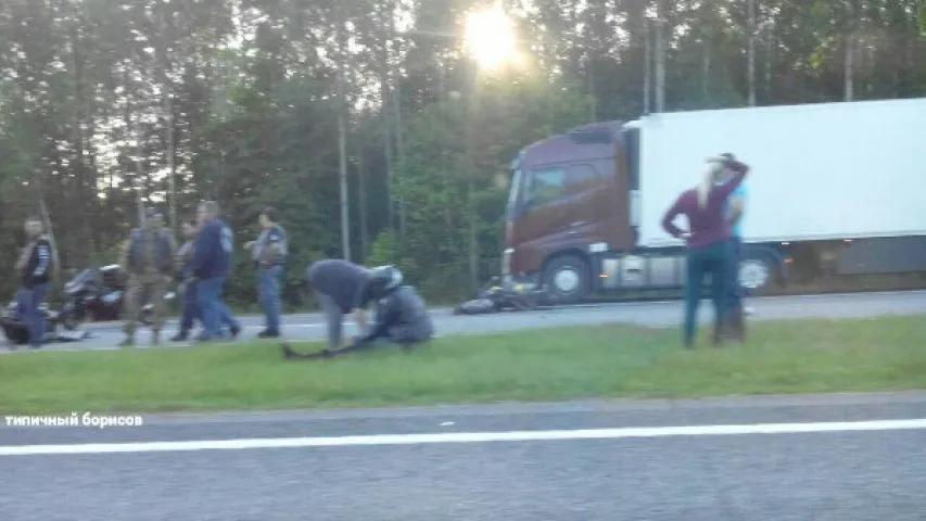 Пад Барысавам УАЗ урэзаўся ў калону байкераў