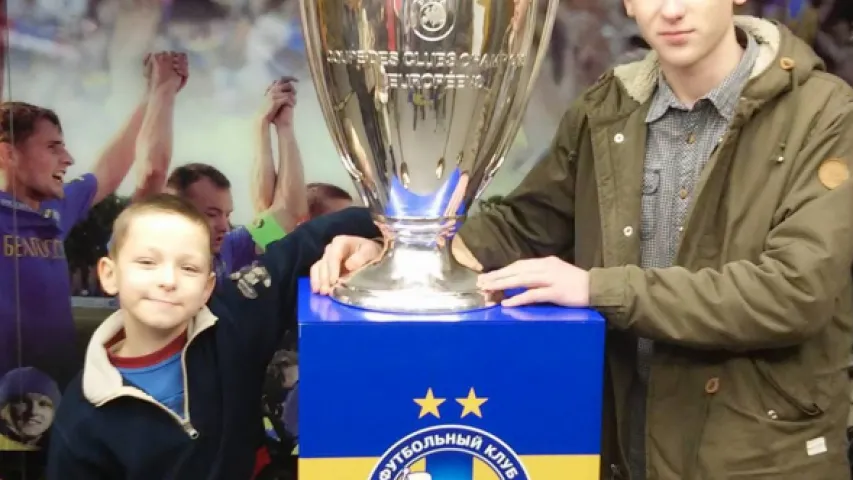 "Тое самае пачуццё, калі дакранаешся да мары многіх футбалістаў свету!"