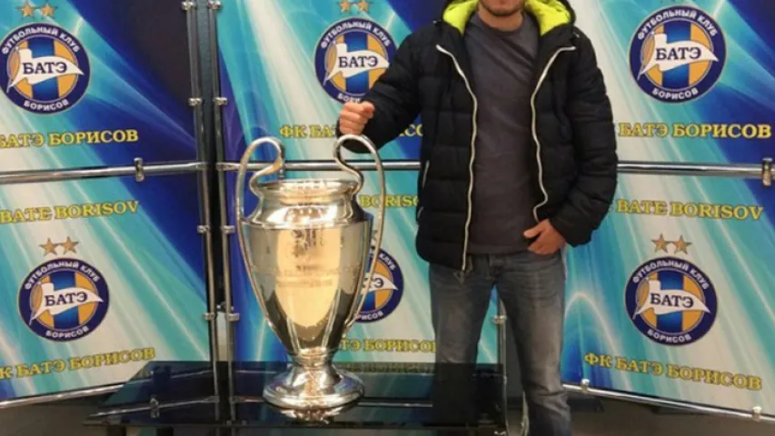 "Тое самае пачуццё, калі дакранаешся да мары многіх футбалістаў свету!"