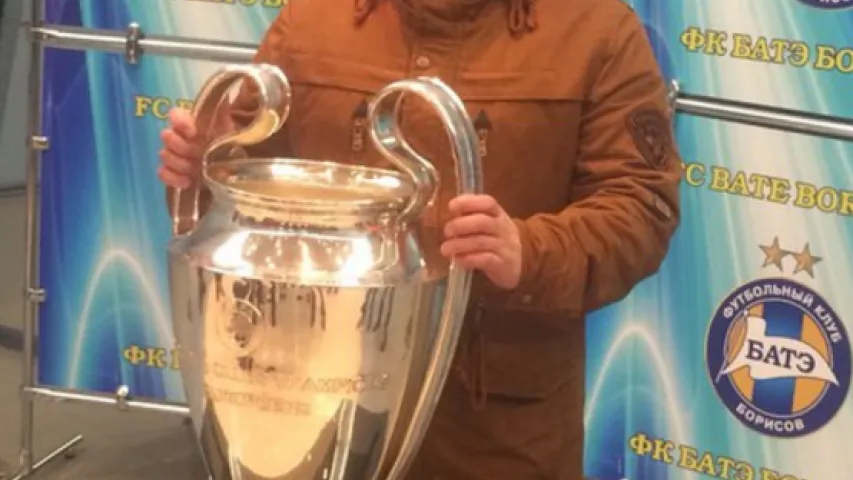 "Тое самае пачуццё, калі дакранаешся да мары многіх футбалістаў свету!"