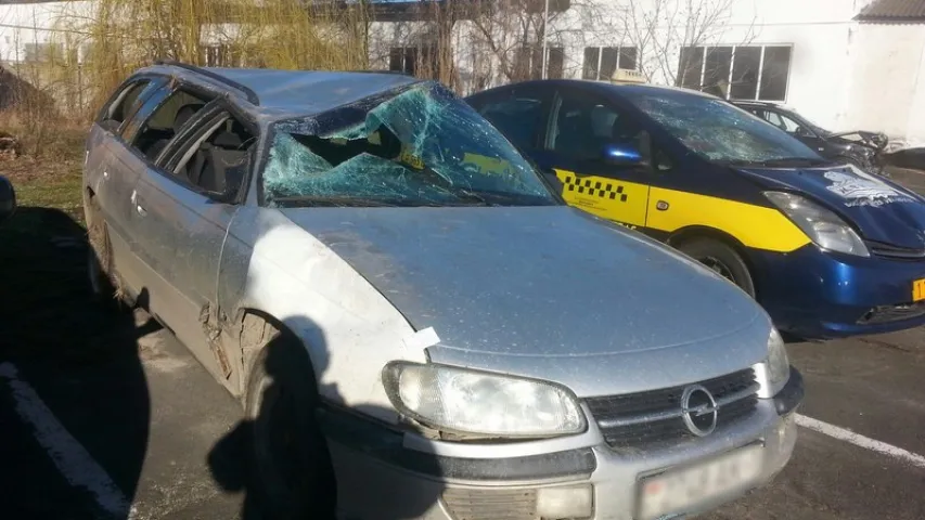 Пад Брэстам аўтамабіль з п'яным кіроўцам перакуліўся шэсць разоў
