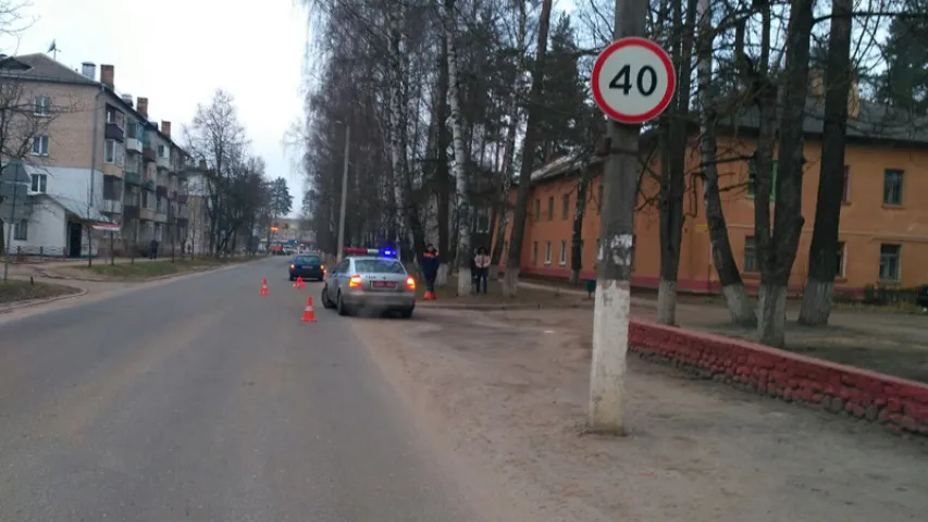Аўтамабіль у Мачулішчах збіў дзяўчынку, якая перабягала дарогу