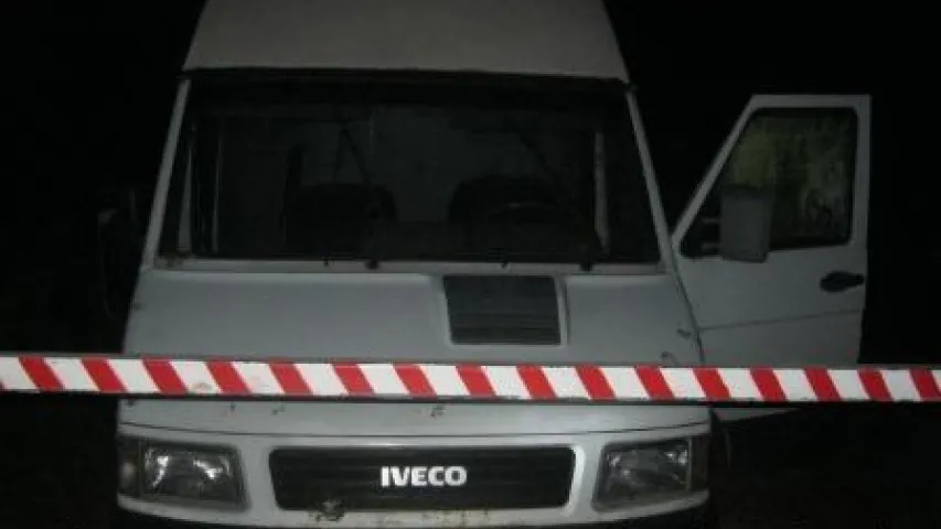 У Столінскім раёне памежнікі абстралялі мікрааўтобус кантрабандыстаў (фота)