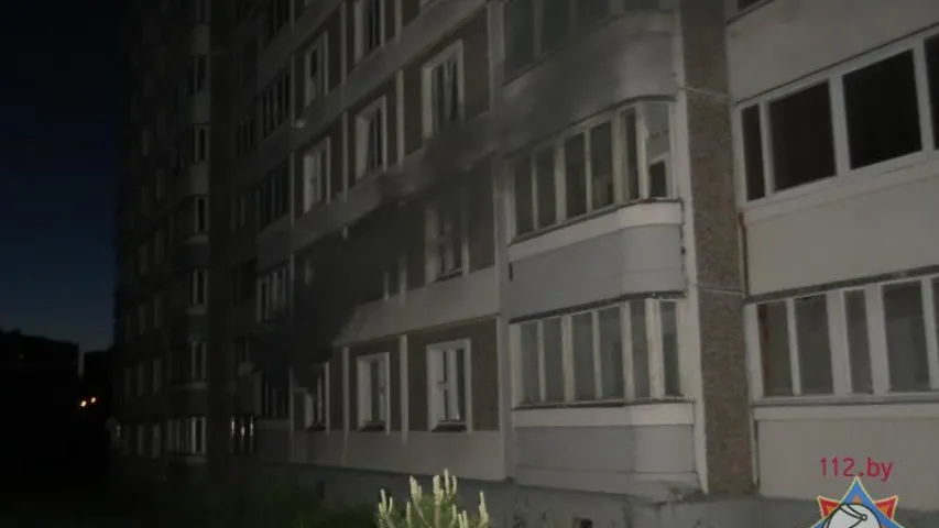 Пажар у Мінску: 1 чалавек загінуў, 15 эвакуяваныя (фота)