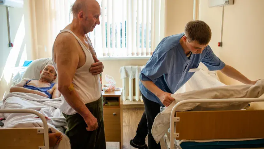 Альтернативная служба в Беларуси: “Лучше бы он траншеи рыл!”