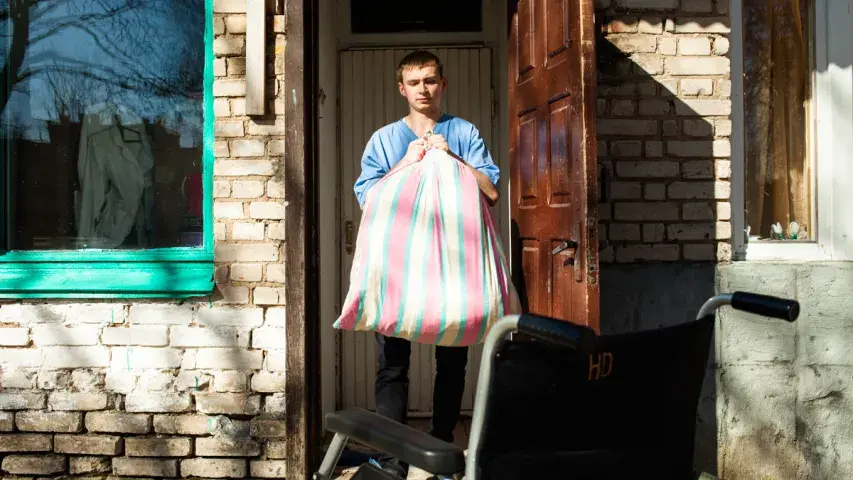 Альтернативная служба в Беларуси: “Лучше бы он траншеи рыл!”