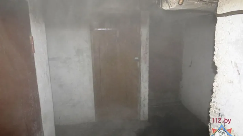 Позна ўвечары з дома ў Мінску эвакуявалі 30 чалавек (фота)