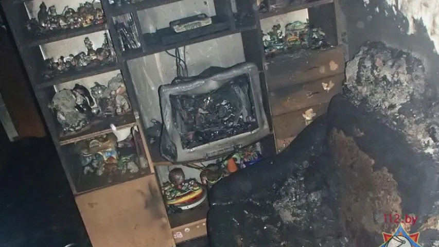 У Мінску ўначы гарэў інтэрнат трамвайнага парку (фота)