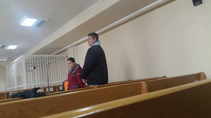 Фотафакт: Да Алеся Лагвінца ў суд выклікалі медыкаў
