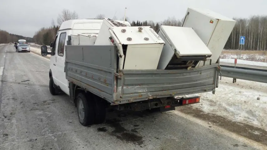 У ДТЗ на трасе М-1 у Івацэвіцкім раёне сур'ёзна пацярпелі жанчына і дзіця