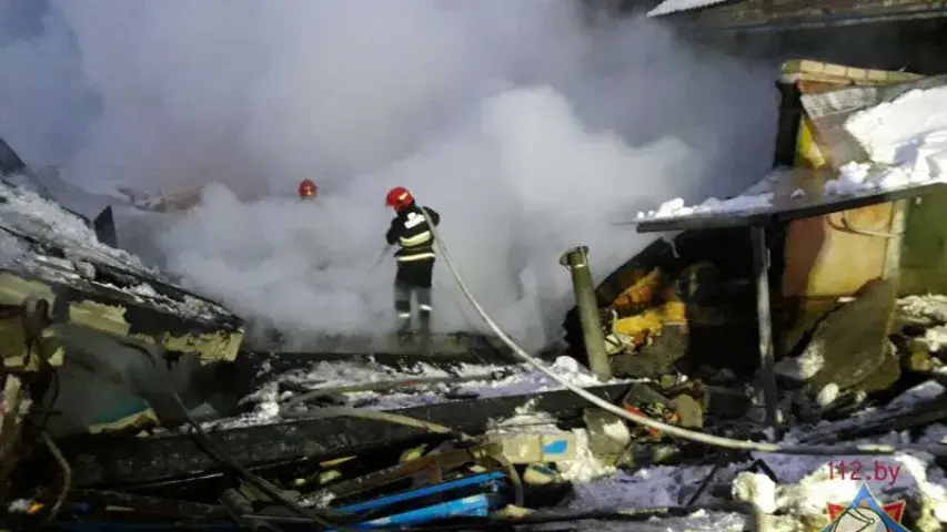 Падрабязнасці выбуху ў гаражах у Мачулішчах: тры чалавекі пацярпелі