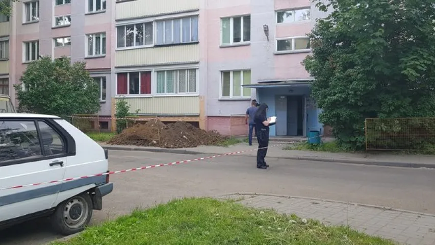 Пад вокнамі шматпавярховіка ў Мінску знайшлі міну часоў вайны