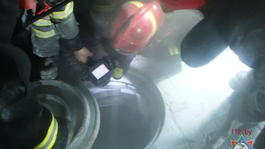 Пажар у кабельным калектары на Нямізе ўзнік з-за кароткага замыкання (фота)