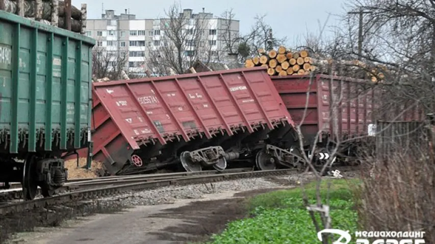  Таварны цягнік сышоў з рэек у Пінску (фота)