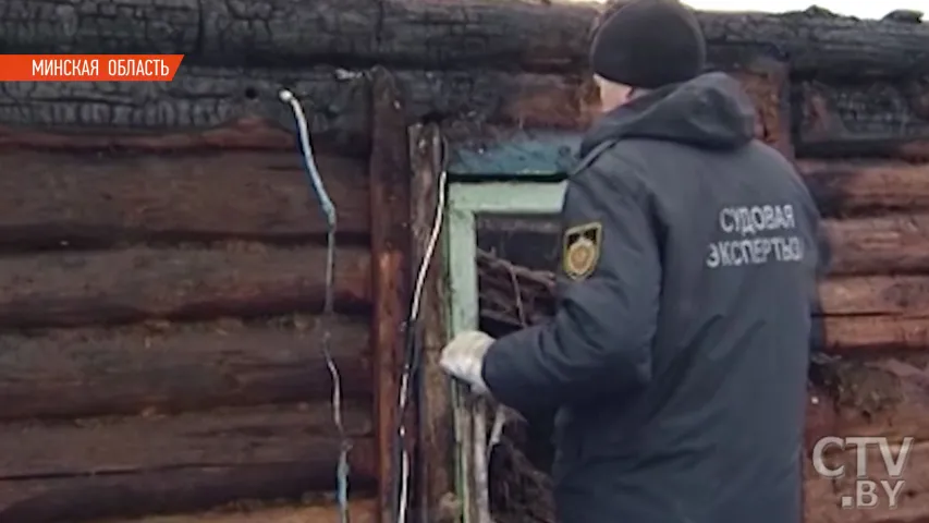 З’явіліся здымкі з месца пажару ў Барысаўскім раёне, дзе загінулі 5 мужчын