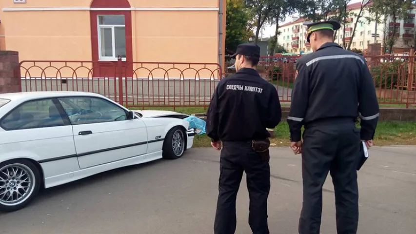 У Мінску на прыпынку БМВ збіў мужчыну (фота)
