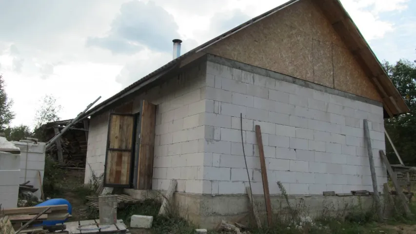 Пад Лагойскам адбыўся выбух на самагонным міні-заводзе