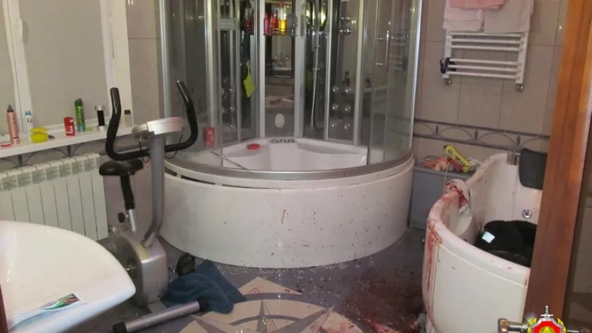 У Пінску чацвёра мужчын у масках напалі на дом прадпрымальніка (фота)