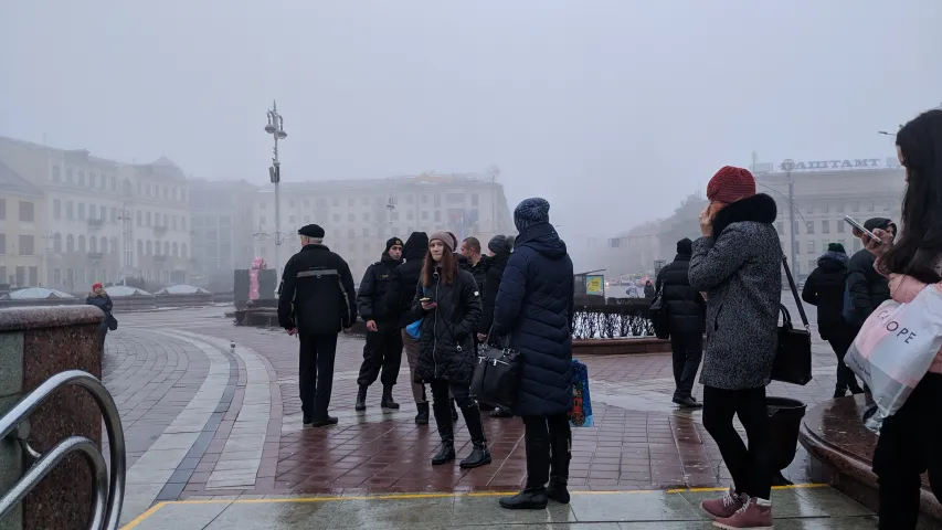 Міліцыя ачапіла плошчу Незалежнасці ў Мінску