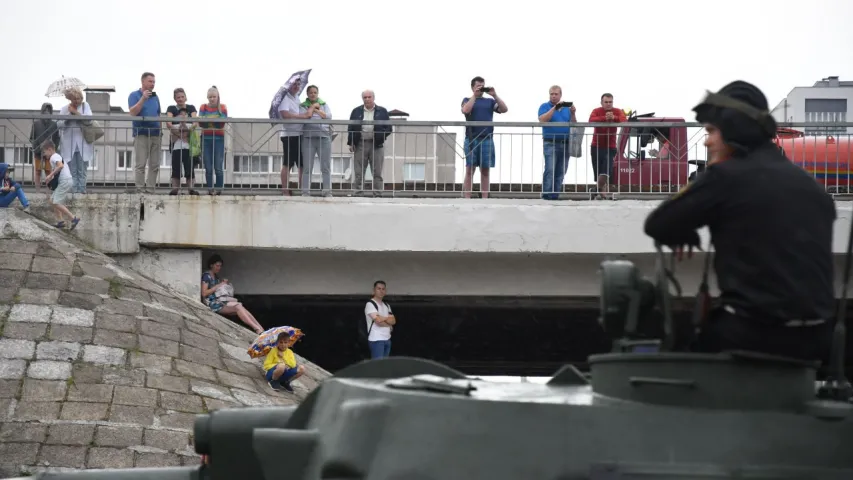 Танкі ў горадзе! Рэпетыцыя парада на вуліцах Мінска