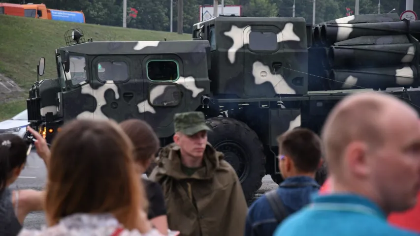 Танкі ў горадзе! Рэпетыцыя парада на вуліцах Мінска
