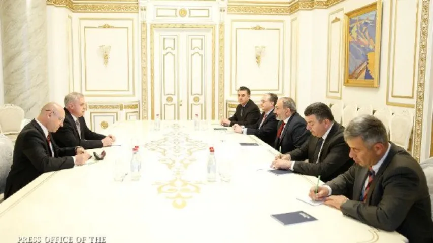 Станіслаў Зась сустрэўся ў Ерэване з прэм'ерам Ніколам Пашынянам (фота, відэа)