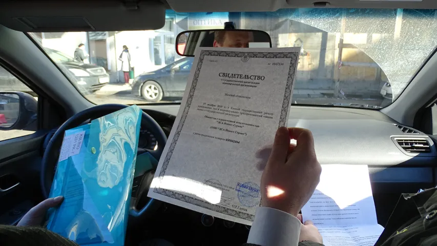 Ці пакажа кіроўца Uber даведку пра медагляд?