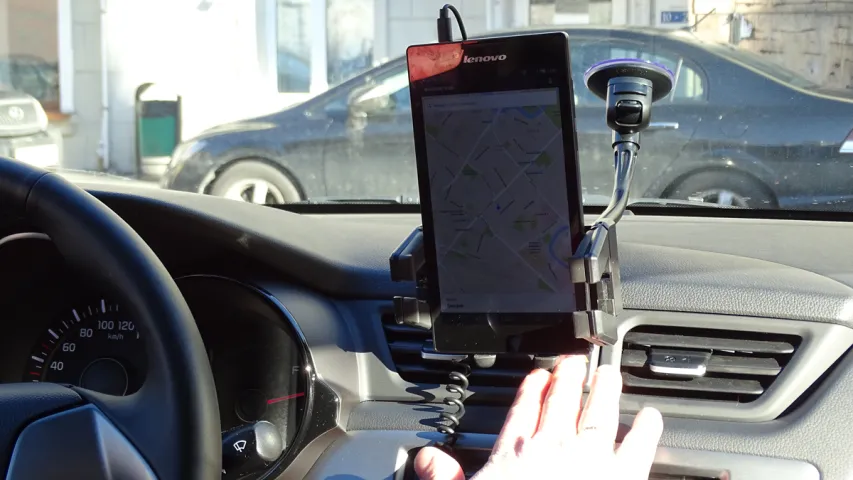 Ці пакажа кіроўца Uber даведку пра медагляд?