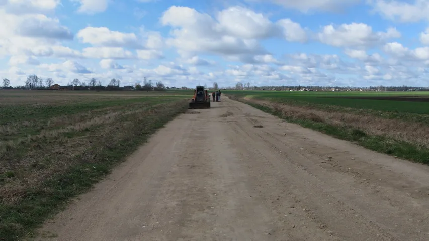 У Пухавіцкім раёне вартаўнік фермы скраў пагрузчык, які сам жа ахоўваў